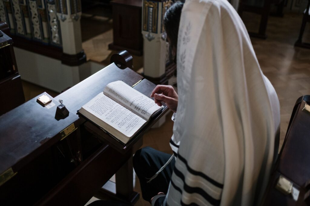 A Torah Está Escrita no Coração Torah Viva em Nós