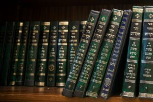 Profetas em Foco A Essência de Cada Livro Profético