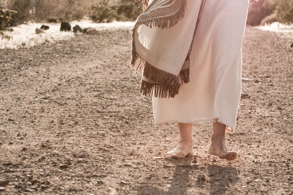 Yeshua nos Convida a Viver como Ele Viveu Andar Como Ele Andou